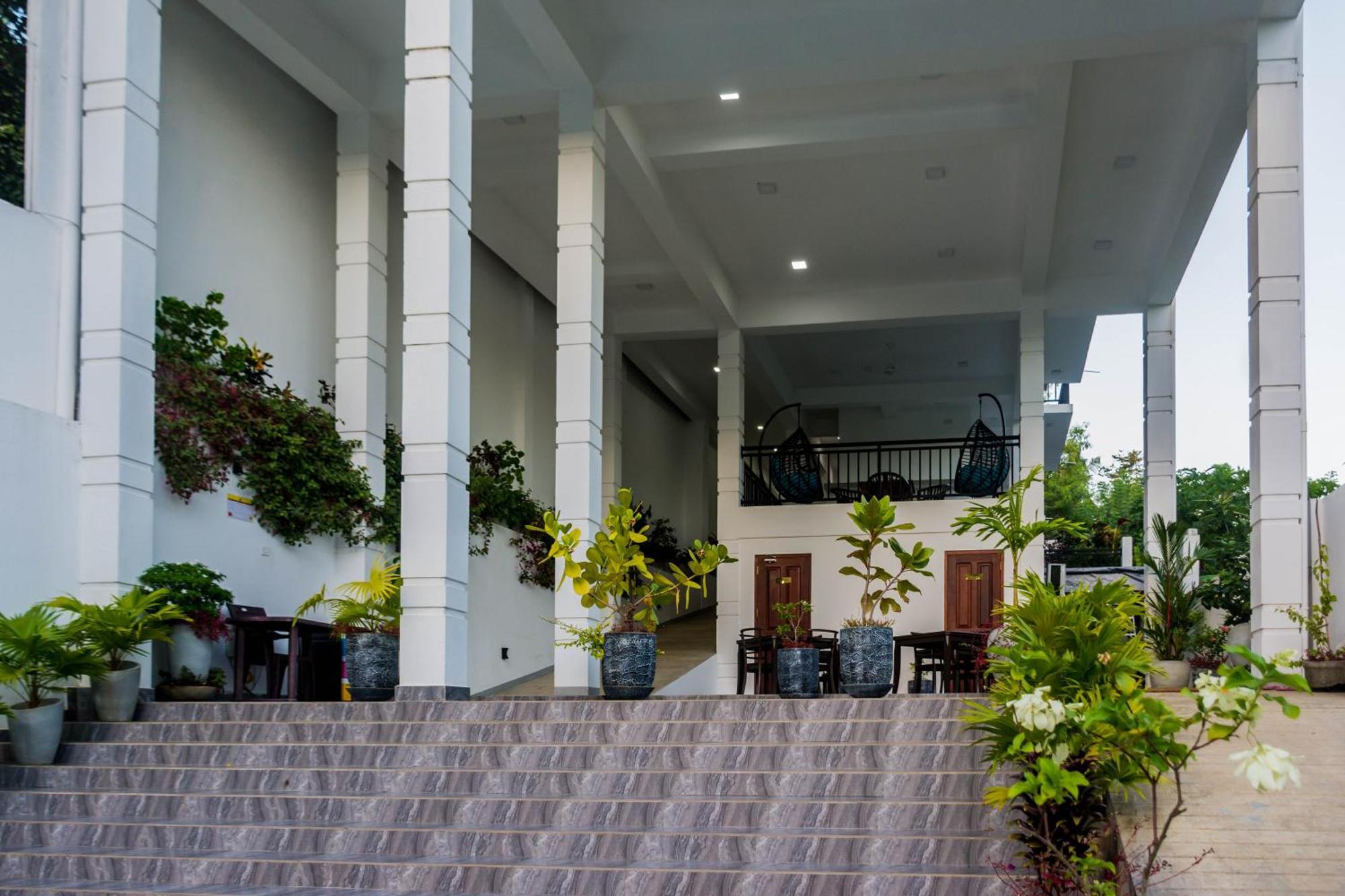 Zodiak Hotel Tangalle Ngoại thất bức ảnh